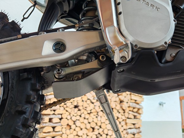 STARK Varg Umlenkungsschutz aus PE-HD Kunststoff für Stark Varg EX und MX