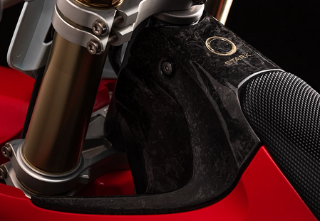 STARK VARG Komplette Kohlefaser-Spoilerbaugruppe