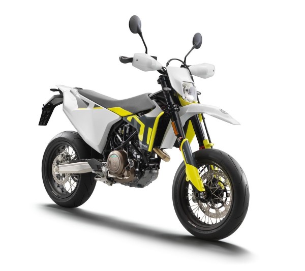 63571_701-Supermoto-2020